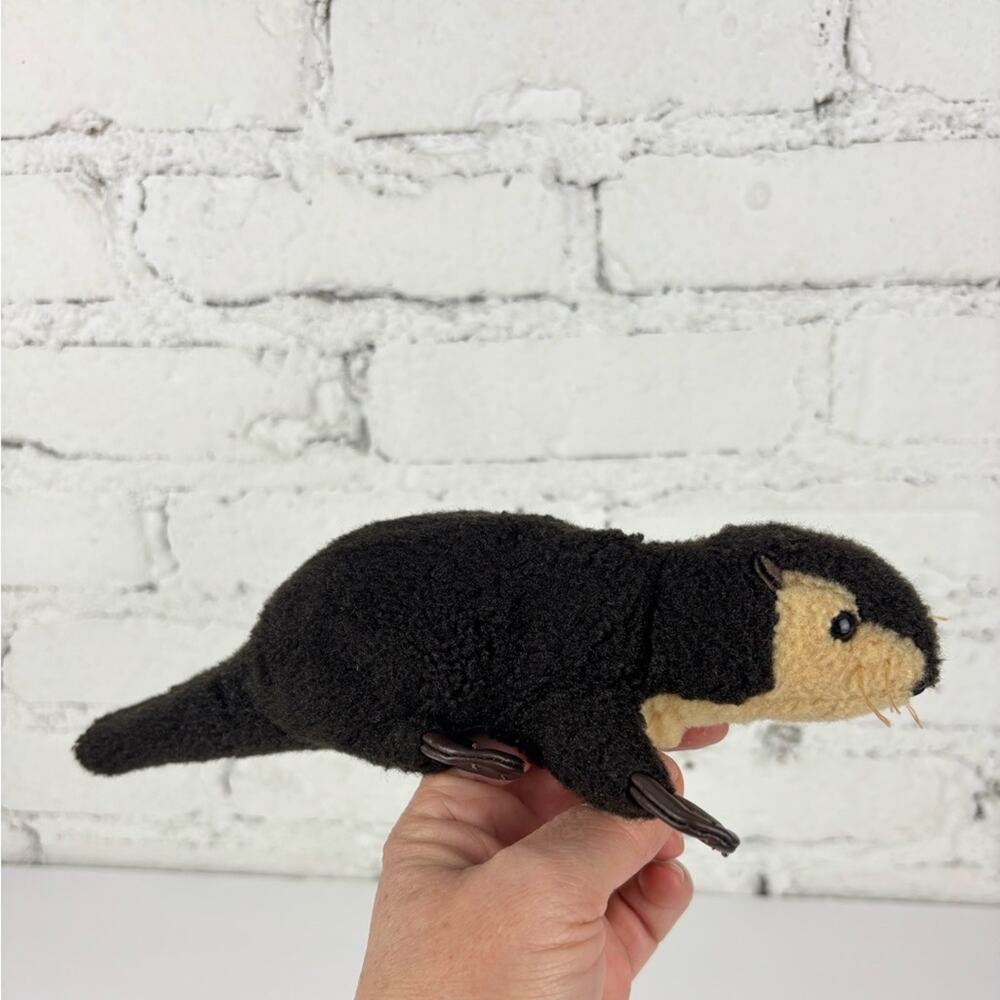 Folkmanis Mini River Otter Finger Puppet